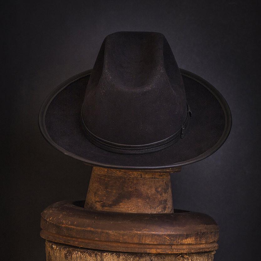 Hat 018