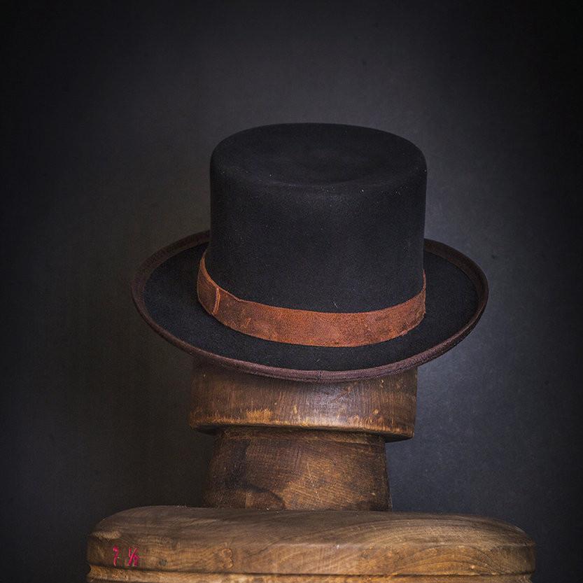 Hat 111