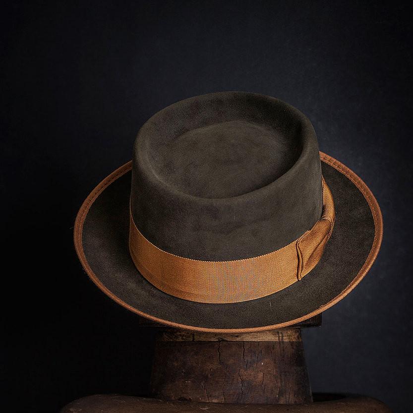 Hat 053