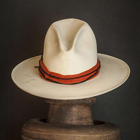 Hat 269