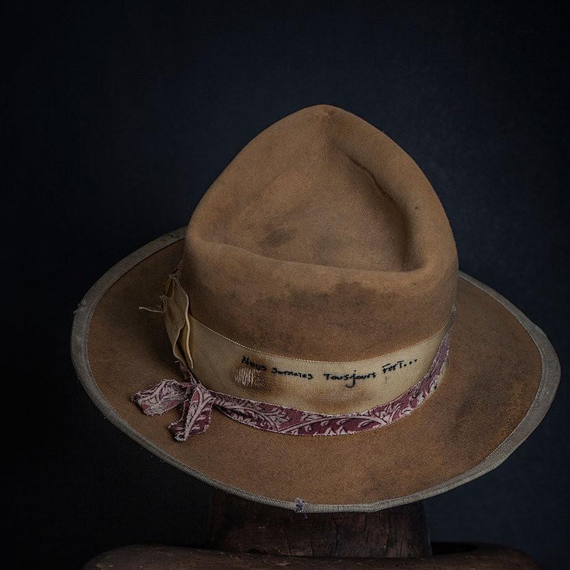 Hat 076