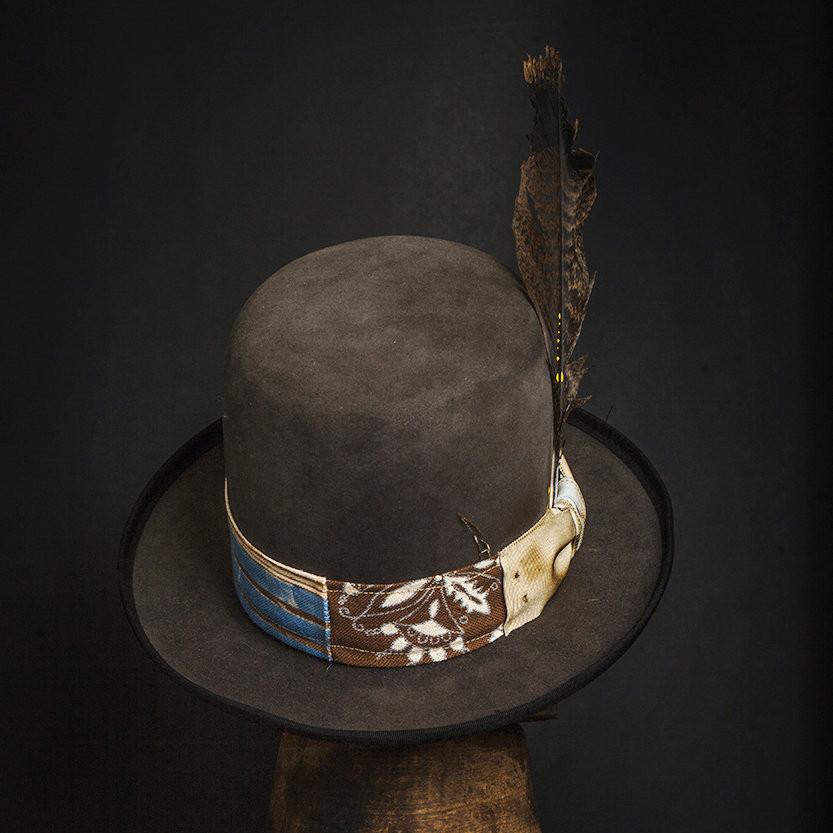 Hat 057