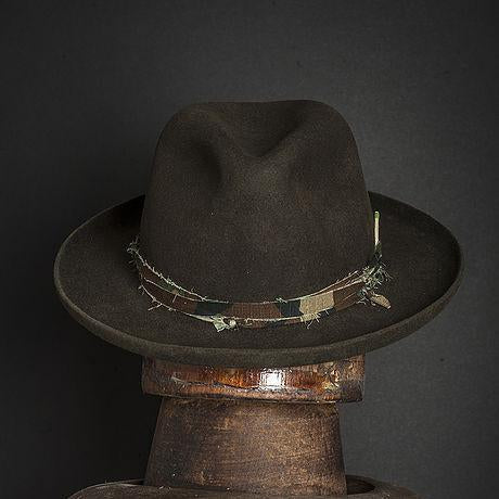 Hat 281