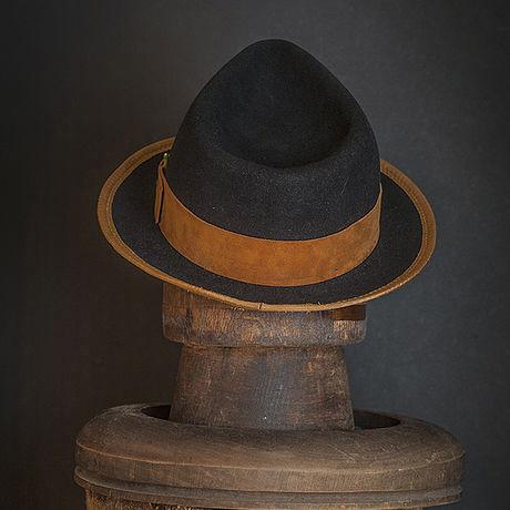 Hat 253