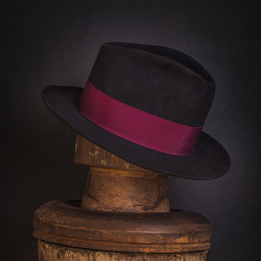 Hat 015