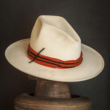 Hat 269