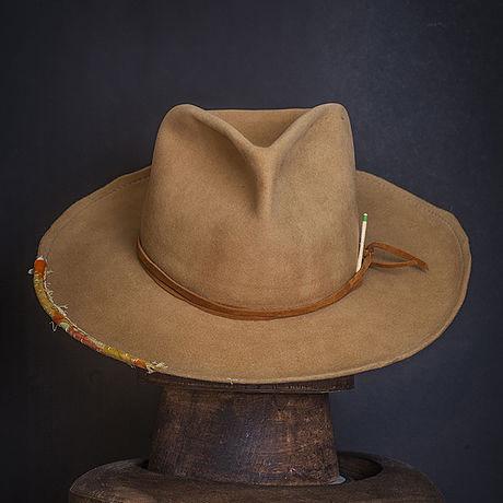 Hat 215