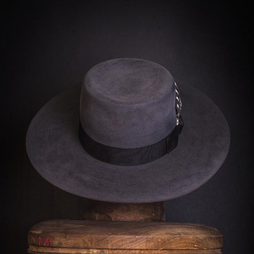 Hat 105