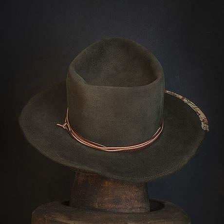 Hat 239