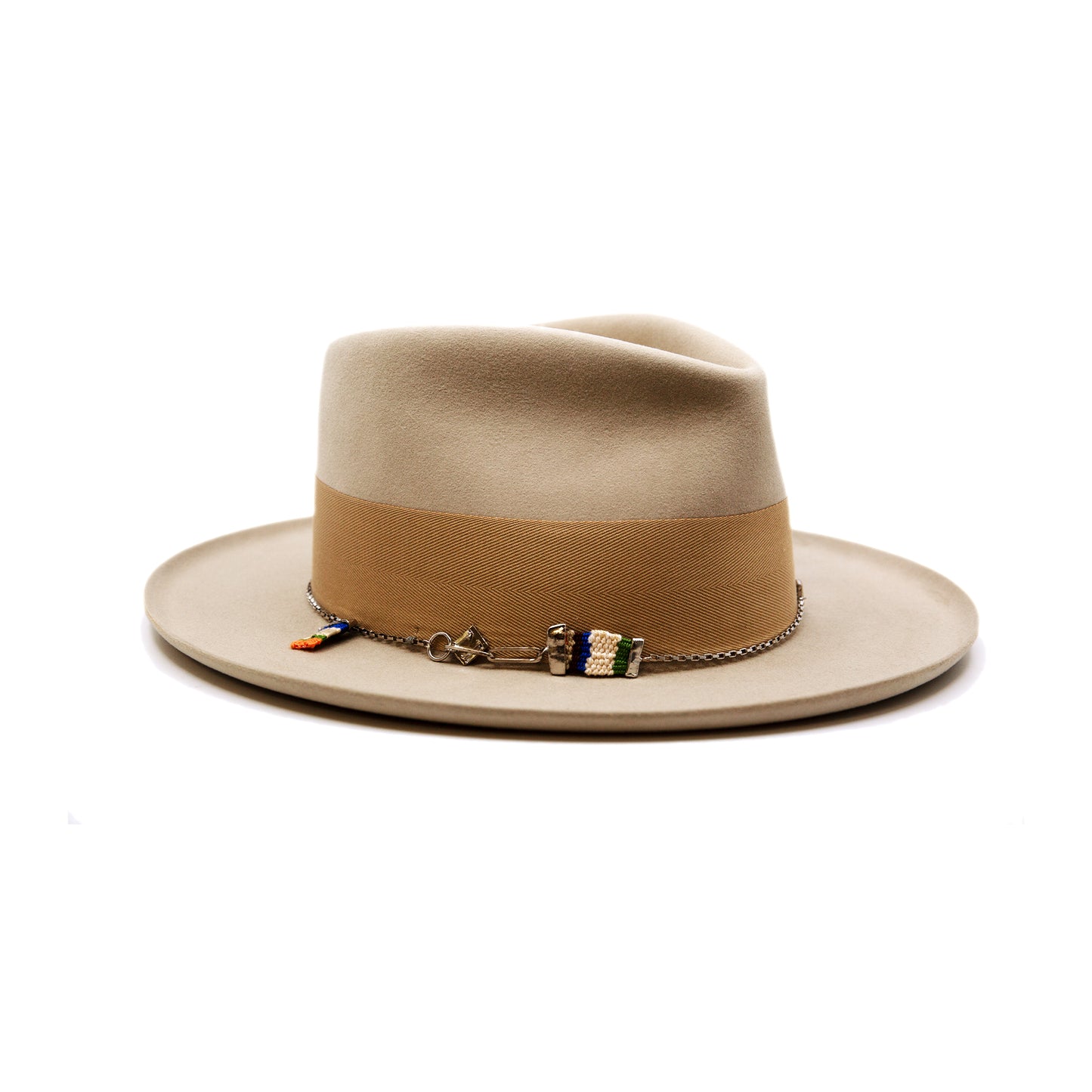 St. Palais 100% felt hat in Sand Western Weight 2" tonal herringbone band and bow NF Italian chain on base Slight pencil curled brim Made in USA