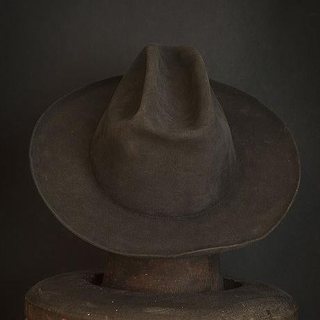 Hat 228