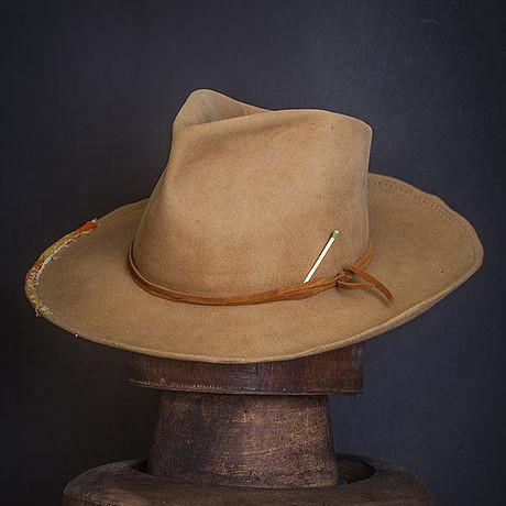 Hat 215