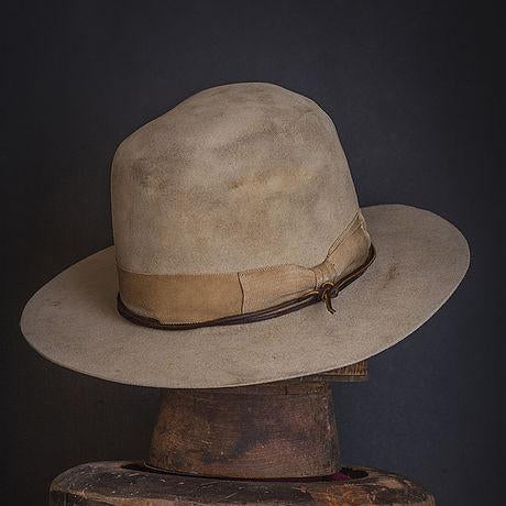 Hat 211