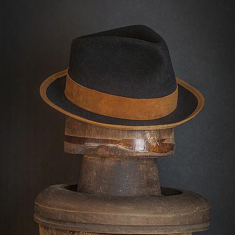 Hat 253