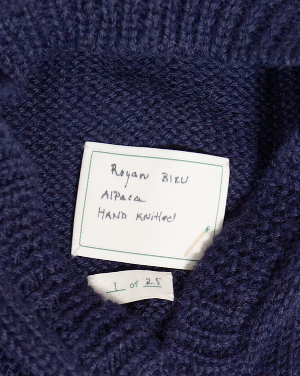 Royan Bleu Hood