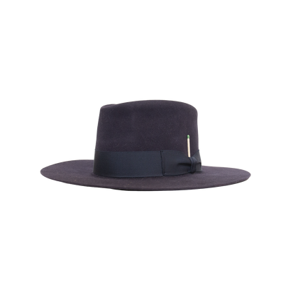 Hat 143 - 7