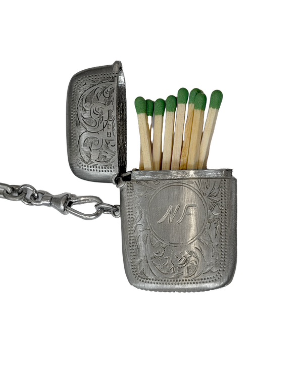 NF Pocket Chain