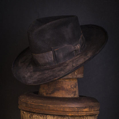 Hat 012 – Nick Fouquet