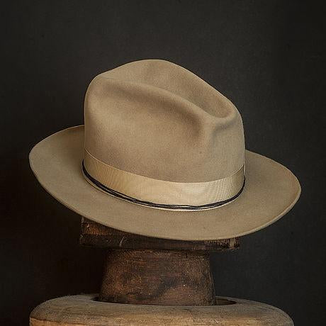 Hat 232