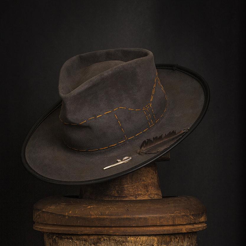 Hat 048