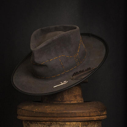 Hat 048