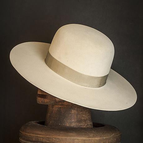 Hat 271