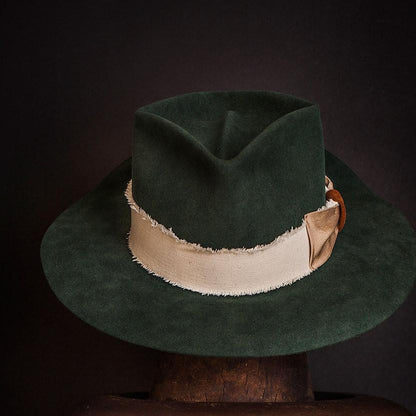 Hat 066