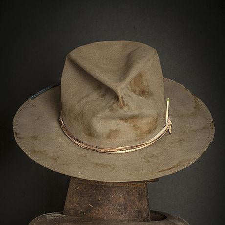 Hat 273