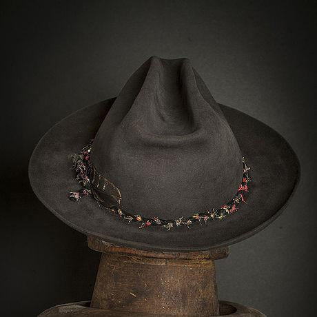Hat 272