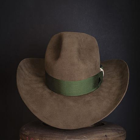 Hat 197