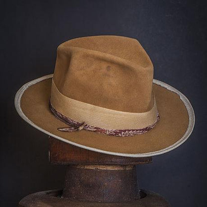 Hat 209 – Nick Fouquet