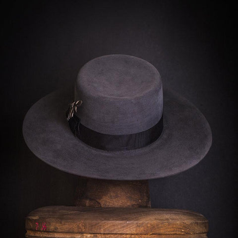 Hat 105