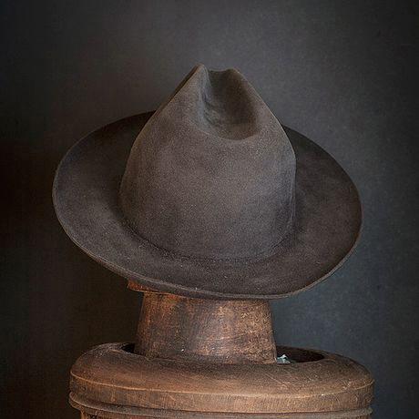 Hat 258
