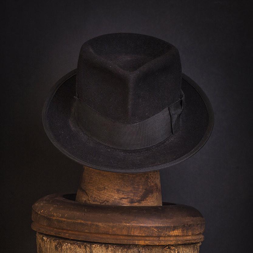 Hat 025