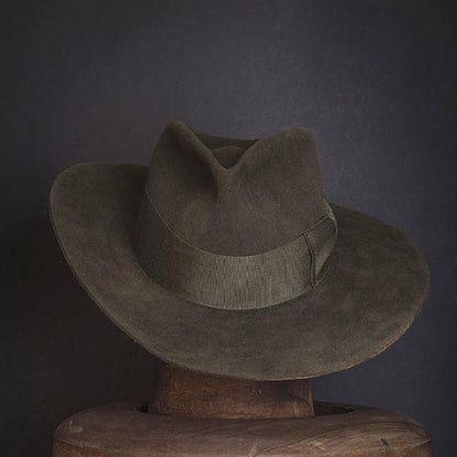 Hat 187