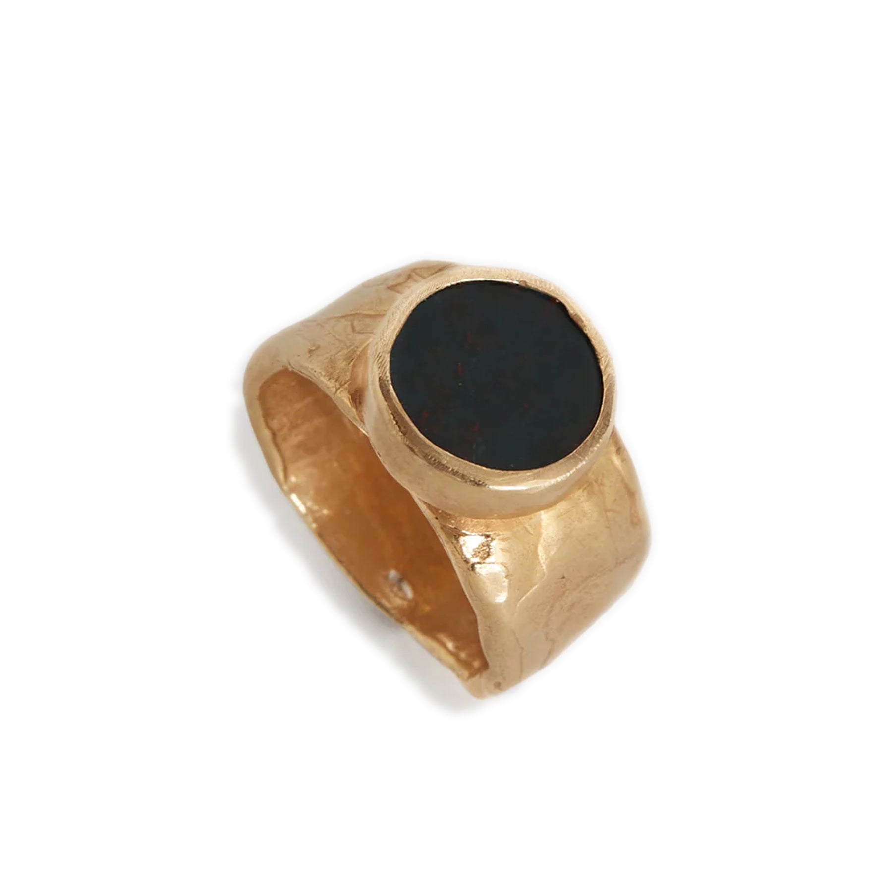 ULE RING Gold-plated metal ring Bezel-set stone slice Hammered wide band Country of origin: Italy