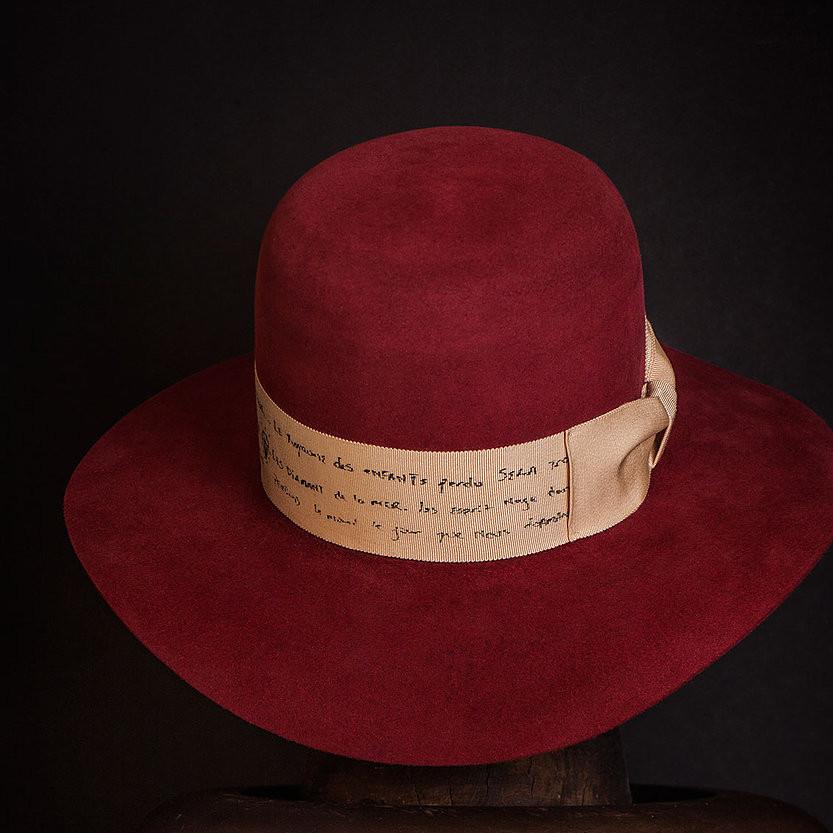 Hat 068