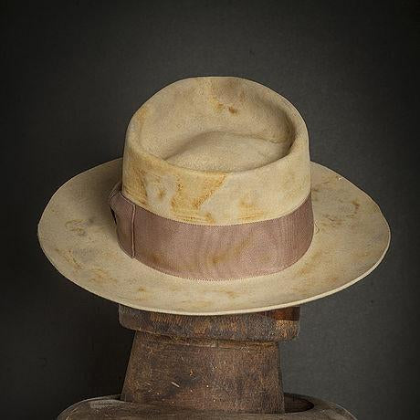 Hat 276