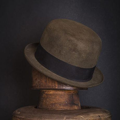 Hat 188