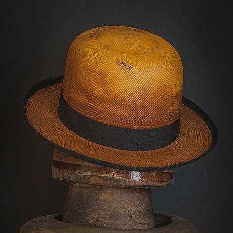 Hat 241 – Nick Fouquet