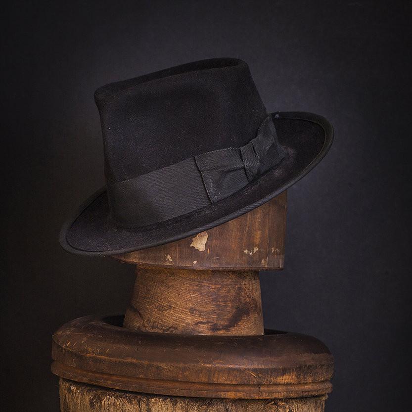 Hat 025