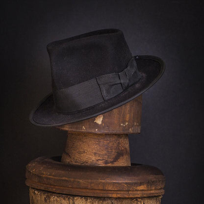 Hat 025