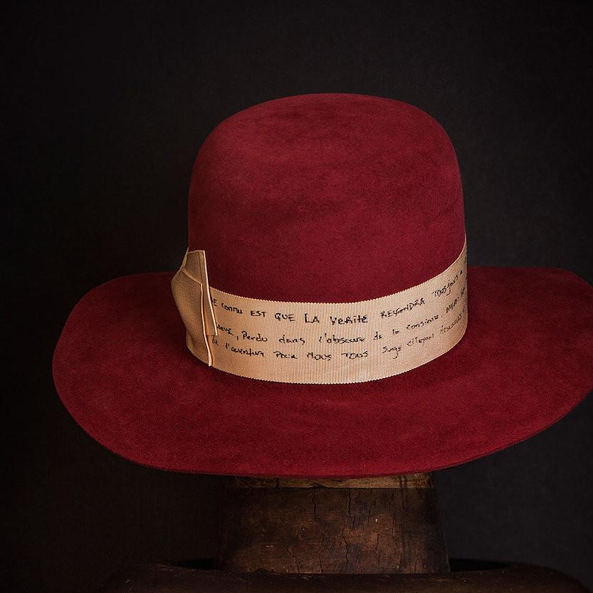 Hat 068