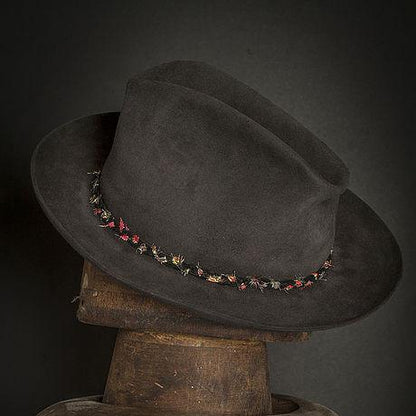 Hat 272