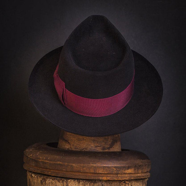 Hat 015