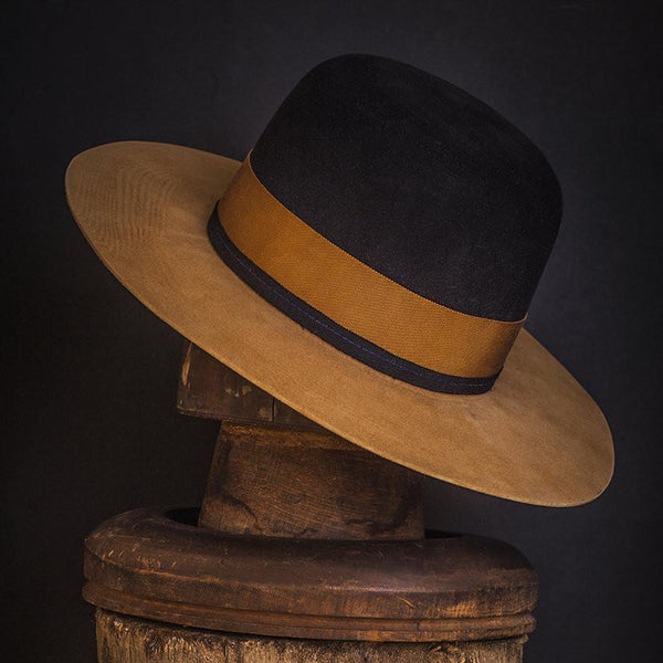 Hat 027