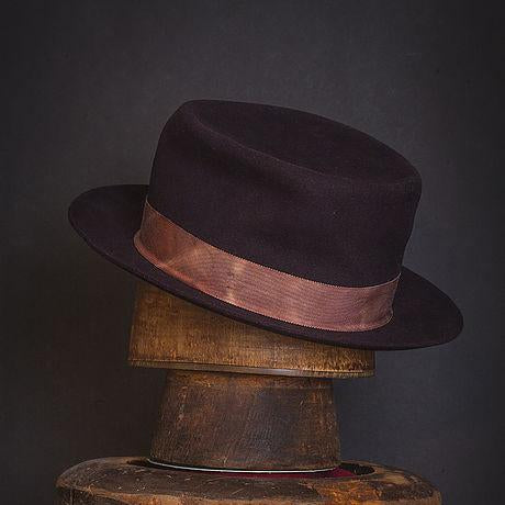 Hat 203