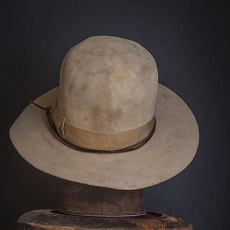 Hat 211