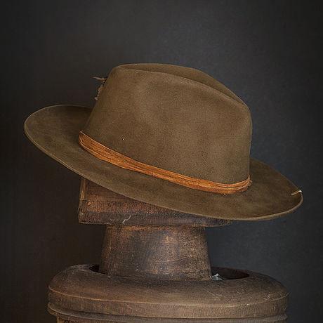Hat 256