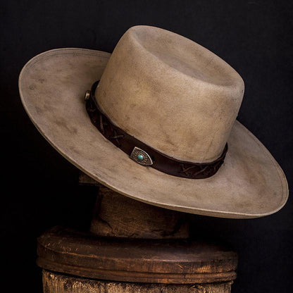 Hat 033 – Nick Fouquet